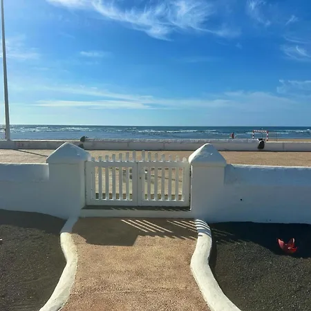 Luxury Sea Front -la Orilla * Playa Honda (Lanzarote)
