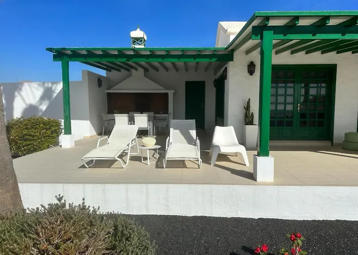 Villa Luxury Sea Front -la Orilla *