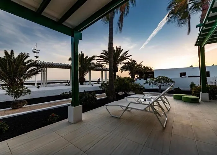 Villa Luxury Sea Front -la Orilla *