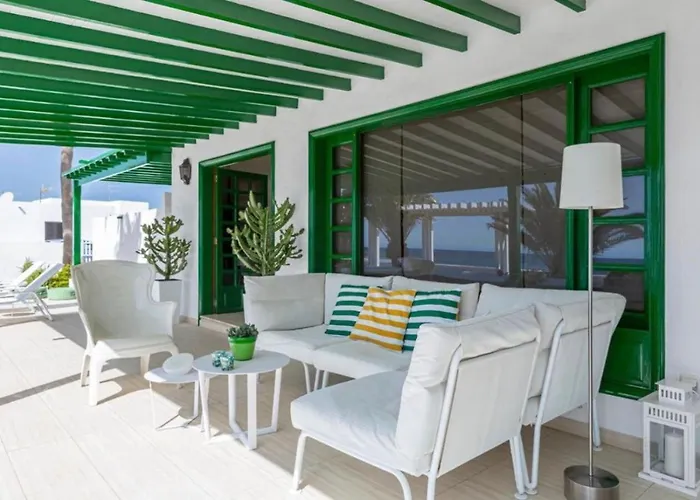 Luxury Sea Front -la Orilla Playa Honda (Lanzarote)